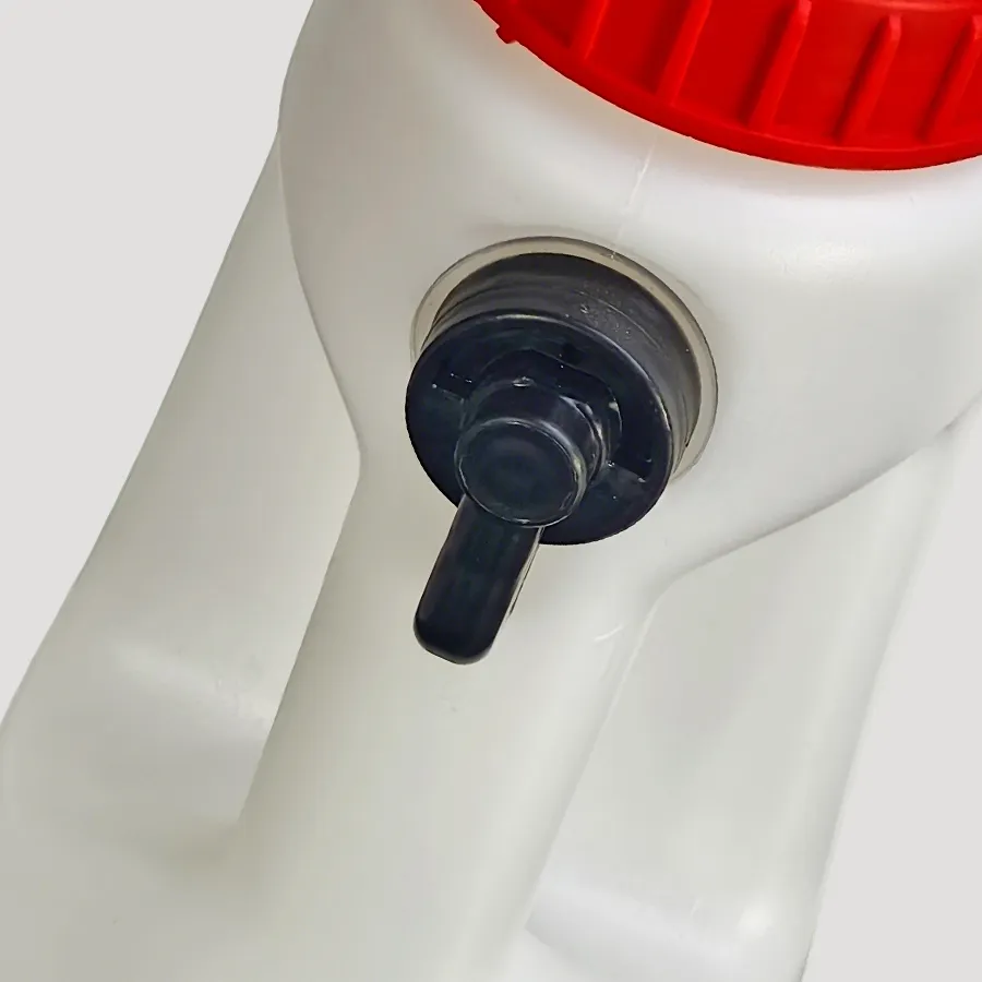 Animal feeding and feeding device 2.5-liter 4-liter animal feeding bottle, calf feeding bottle with tube for farm use