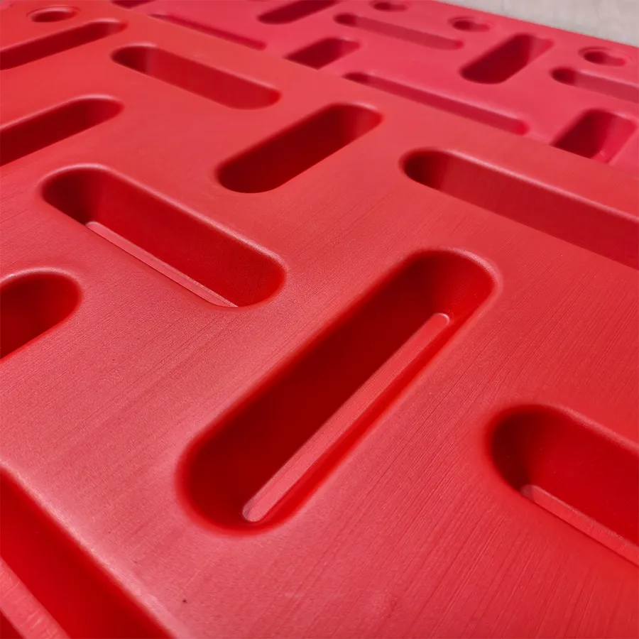 High quality pig grouping barrier with thickened composite board for pigs