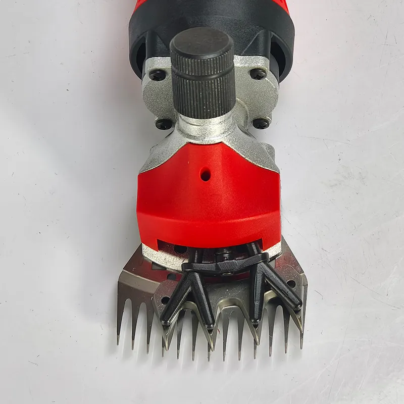 Adjustable voltage 220V electric wool shearing machine
