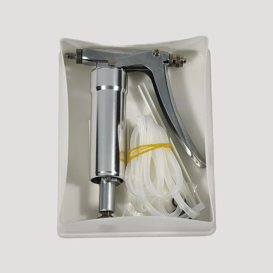 Factory wholesale 2ML veterinary tool steel floor glue syringe silent type, suitable for repairing wooden boards/tiles