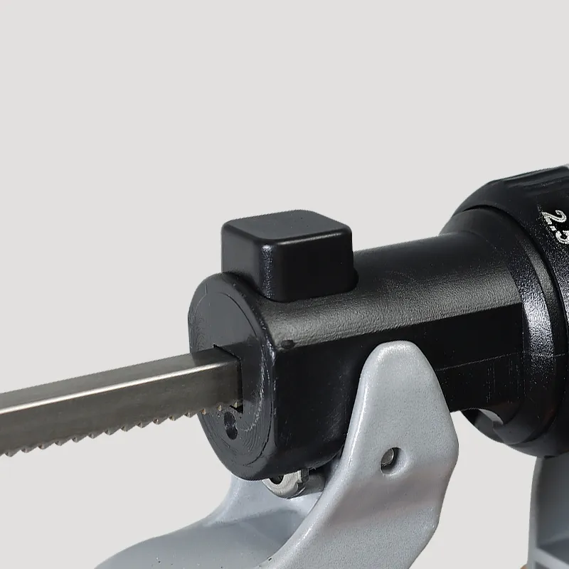 Semi automatic animal injection gun for continuous animal vaccine injection