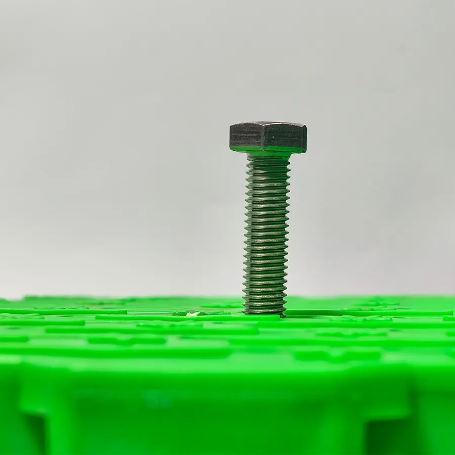 Butterfly lock 304 stainless steel Flat noodles anchor is equipped with M10 bolts to fix the fecal leakage plate